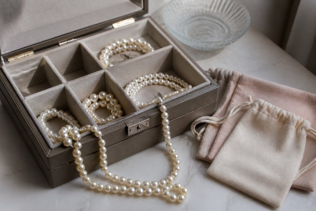 7 Ways to Safely Store Heirloom Pearl Necklaces